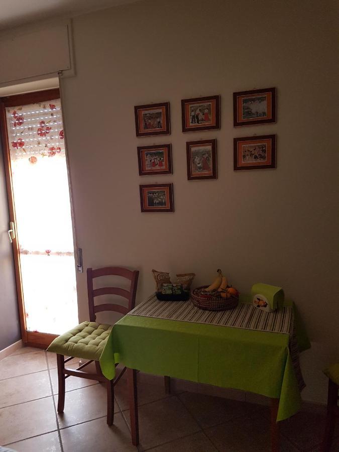לינה וארוחת בוקר אלגהרו Al 32 Y 3 מראה חיצוני תמונה