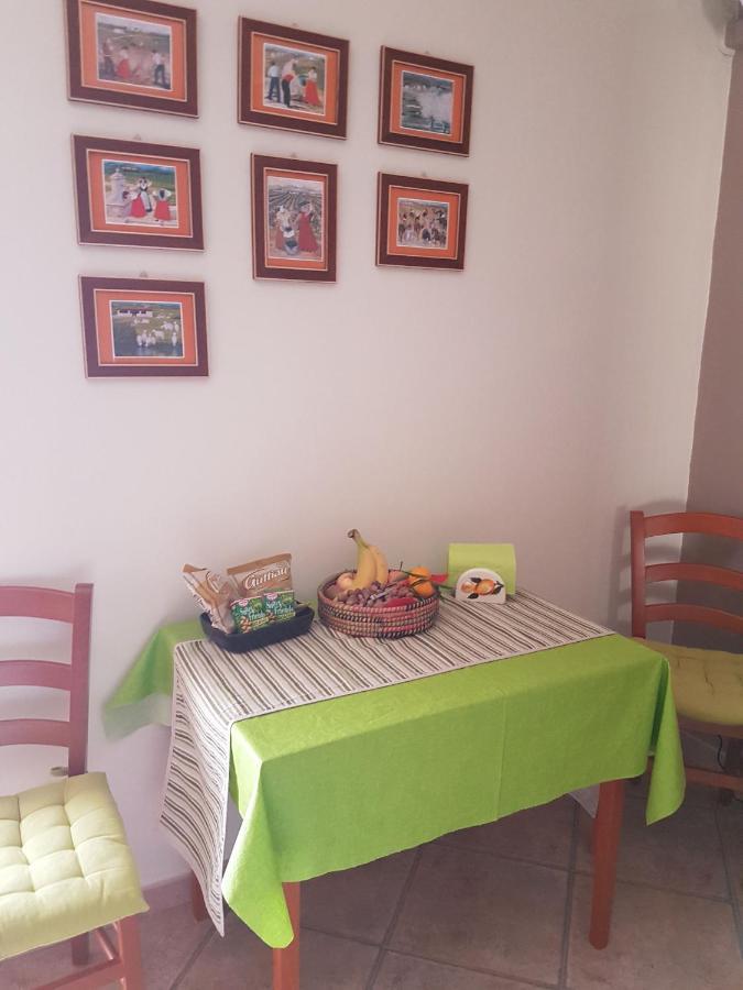 לינה וארוחת בוקר אלגהרו Al 32 Y 3 מראה חיצוני תמונה